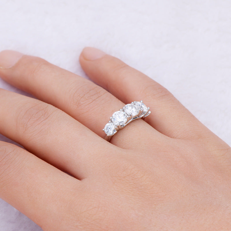 Luxurious Moissanite Ring in 925 Silver (European Style)
