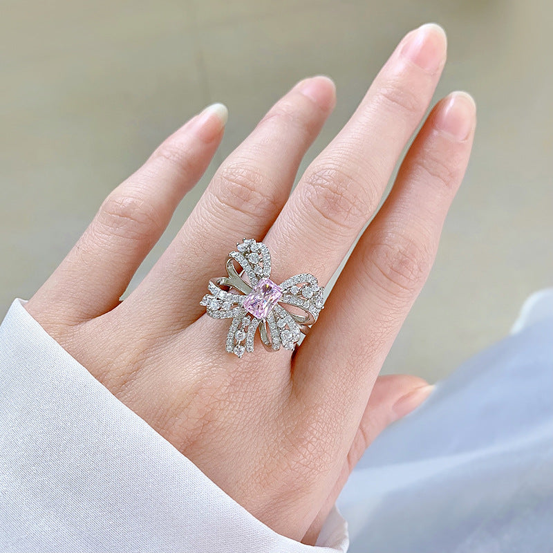 High Carbon Diamond Vintage Surround Bow Simulation Ring