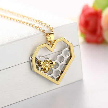 Bee Necklace - Stylish Fashion Accessory