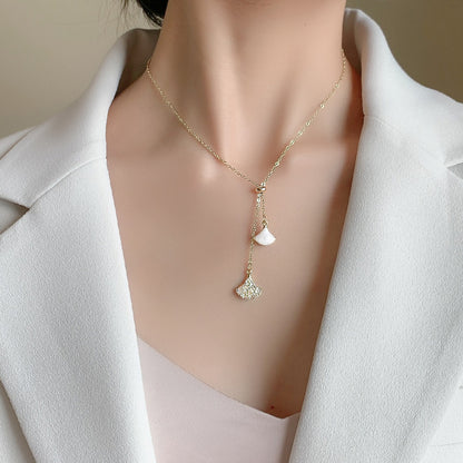 Trendy Minimalist Choker Necklace for Women 2020